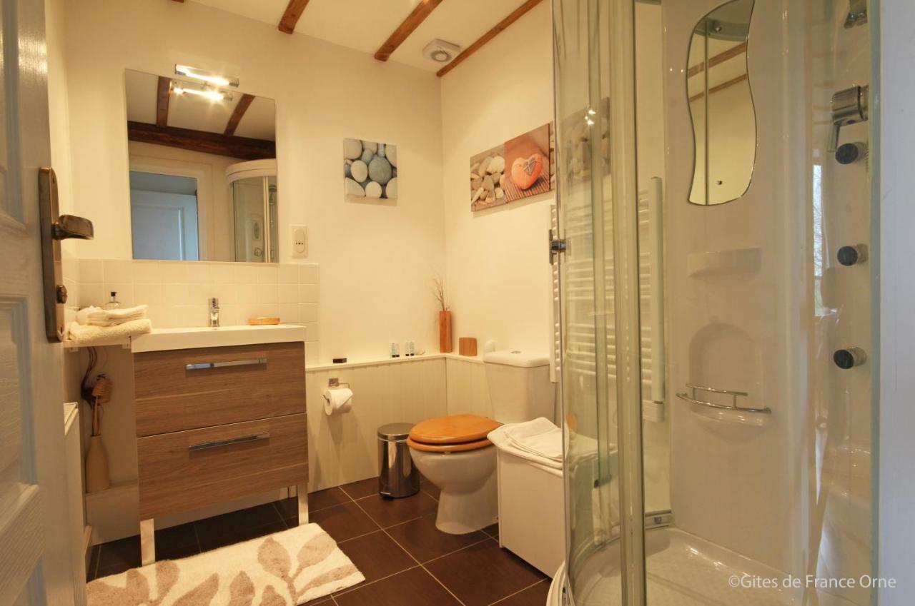 Le Rocher B&B Yvrandes Exterior foto